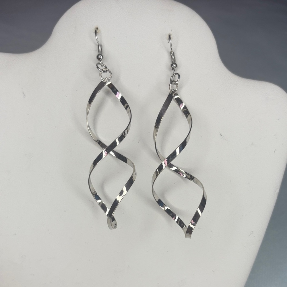 Elegant Silver Twisted Earrings